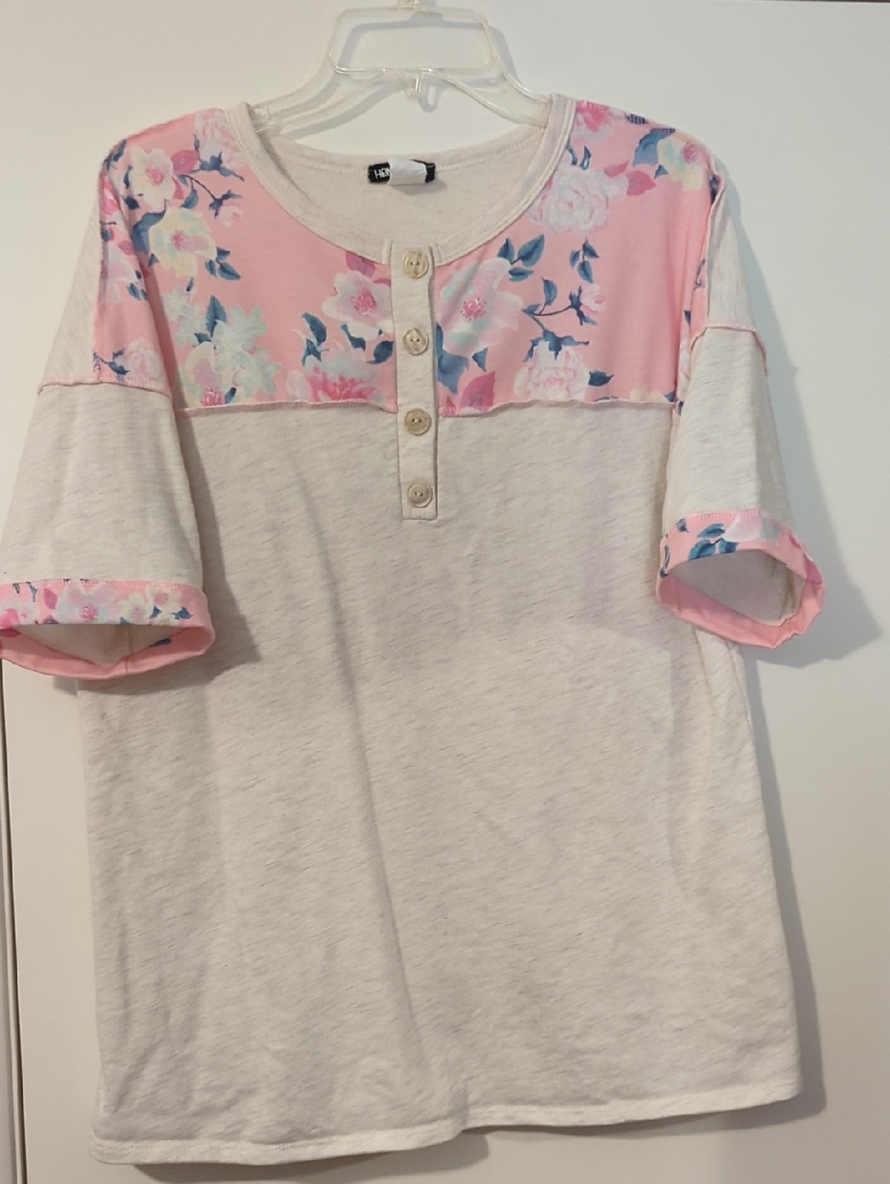 HEIMISH U.S.A Cream Top with Black Logo Tag